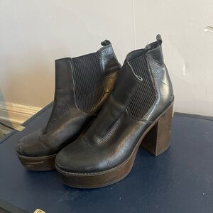Black Platform Chelsea Boots Steve Madden